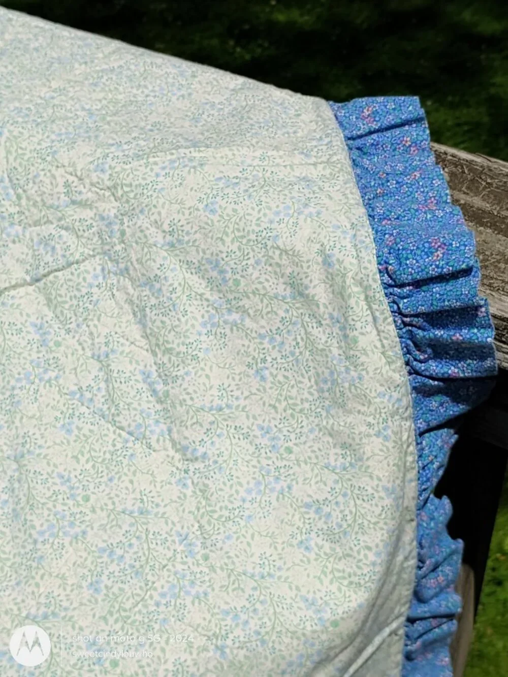 vintage hand made baby quilt ABC 123 blue green white ruffled edge crib sized